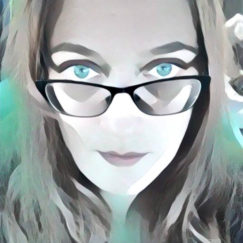 Meet your Posher, Chrissa